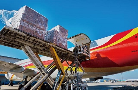 國際空運運輸中,所謂的平重泡貨具體是什么意思？